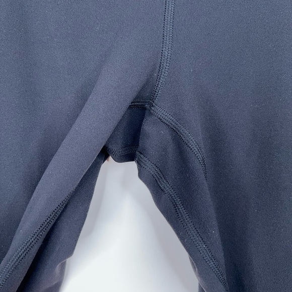 Lululemon Align Crop Leggings Black High Rise Soft Lightweight Athleisure Size 4 - Picture 8 of 11